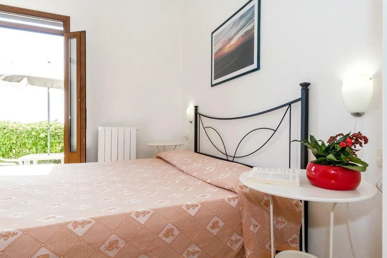 Mare Lughente Bed & Breakfast S'archittu Cuglieri 3*,