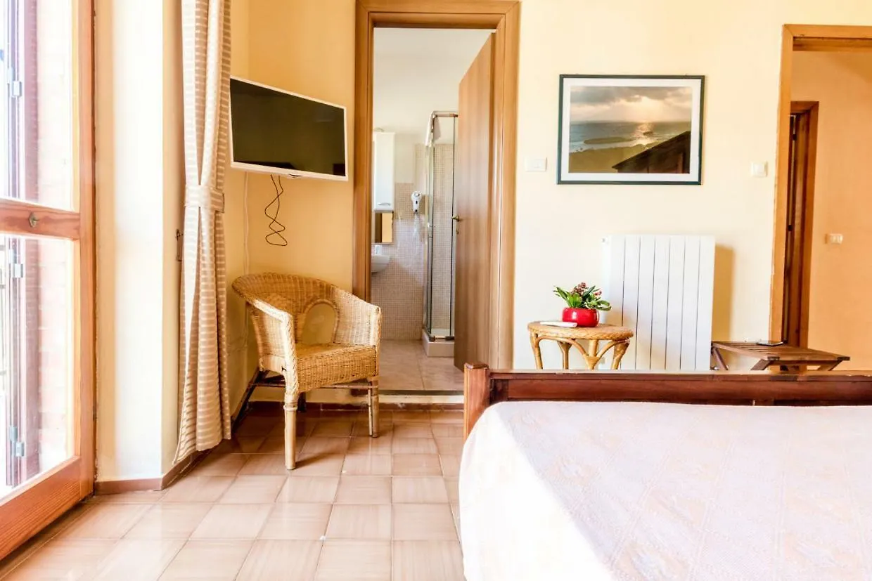 ***  Mare Lughente Bed & Breakfast S'archittu Cuglieri Italy