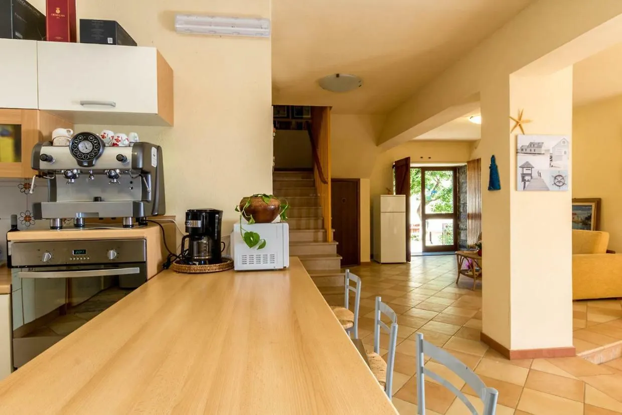 Bed and Breakfast Mare Lughente S'Archittu 3*,  Italia