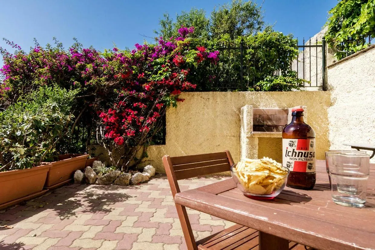 ***  Bed and Breakfast Mare Lughente S'Archittu Italia
